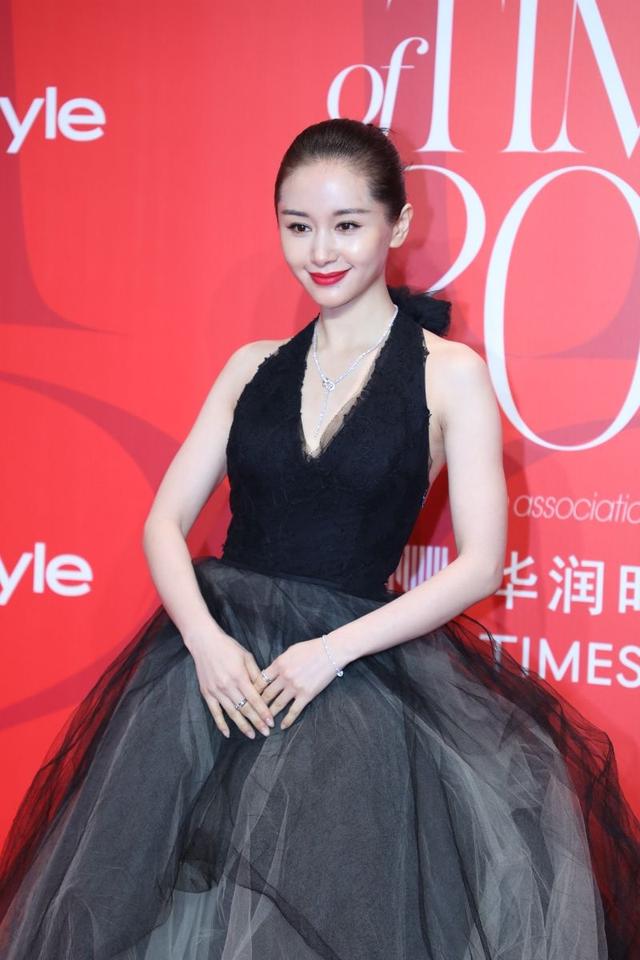 孙俪的各种短发发型，留短发很美的6位女星