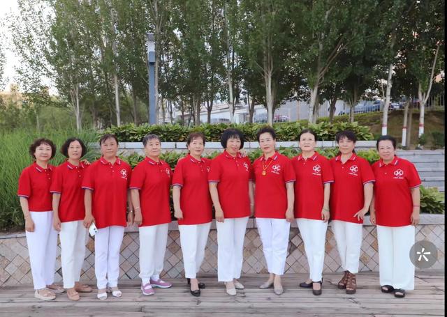 40年同学聚会金句，四十年同学聚会经典句（年逾花甲同学会感言）