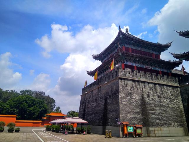 佛山南海影视城好玩吗，南海影视城好玩吗（Yoyo游一游——南海影视城）