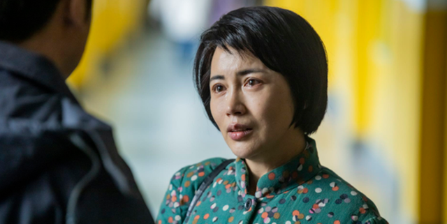 崔奕饰胡彩娥,李卓钊饰解放,张晗饰李尚秋,白建才饰吴振清,卢卓婕饰田