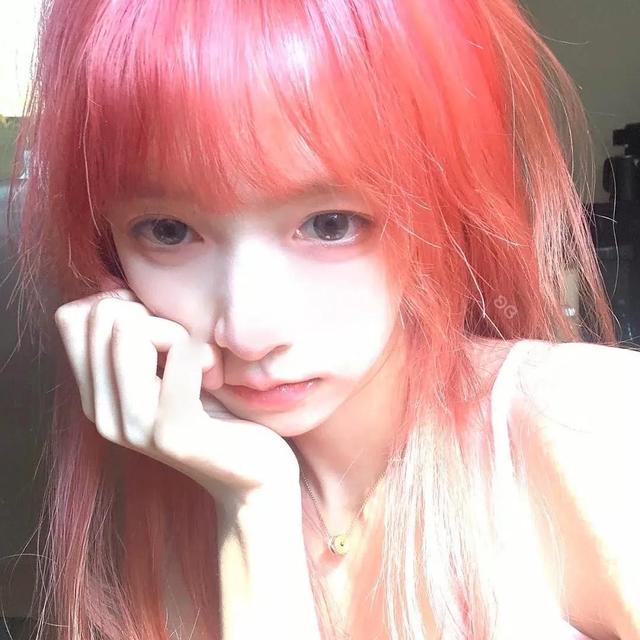 女生头像ins纯欲风，ins纯欲风女生头像微信（纯欲女生头像）