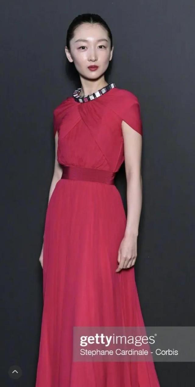 周冬雨多少岁了今年多大，32岁周冬雨被质疑面相变了