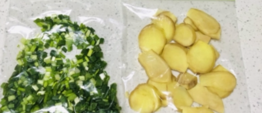 切好的蔬菜可以冷冻保存吗，洗净切好的蔬菜放冰箱冷藏里（蔬菜处理准备指南蔬菜的冷冻储存）