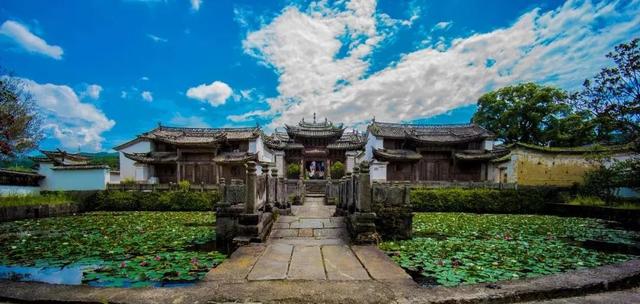 腾冲旅游攻略计划，腾冲旅游路线行程安排攻略（坐着公交游腾冲）