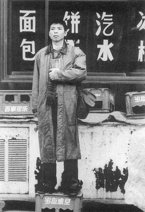 周星驰真实人品怎么样，冯小刚评价周星驰