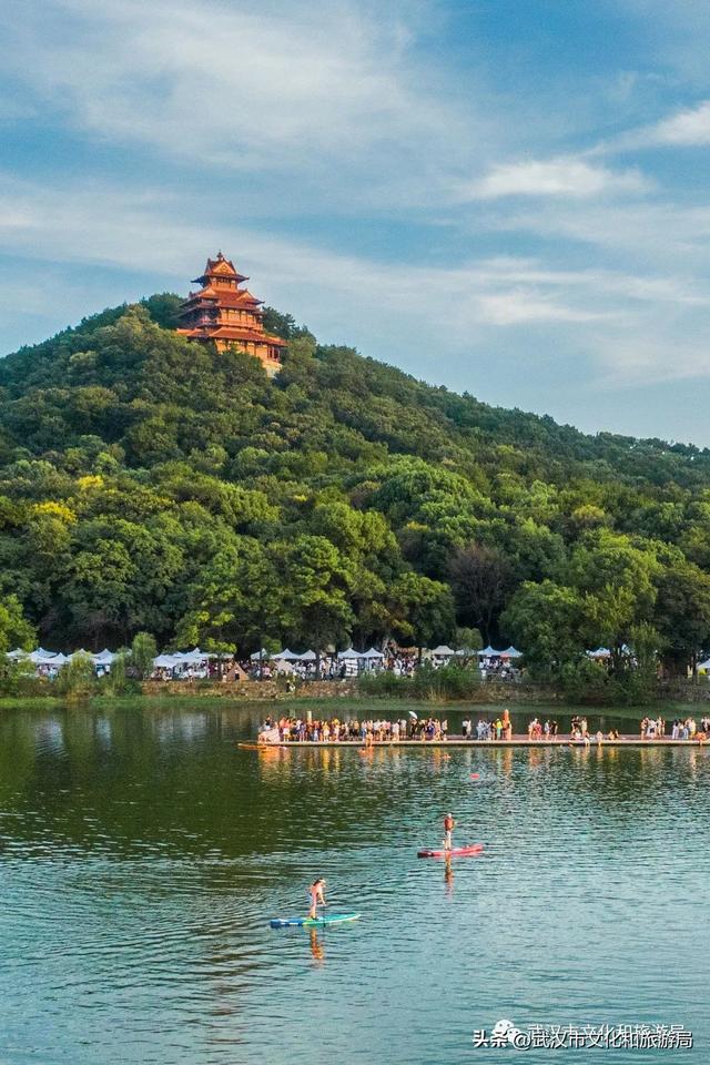 武汉东湖有哪些好玩的地方，武汉东湖玩的地方好玩（本周末，跳东湖）