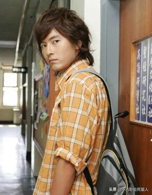 大帅哥头像!超帅微信，大帅哥头像!超帅（10位港台长发男星）