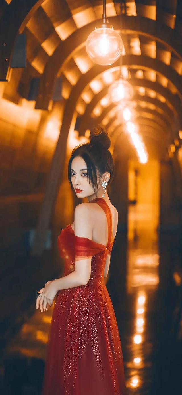 有气质女人晚安说说，有气质女人晚安说说图片大全（精选美女明星手机壁纸合集）