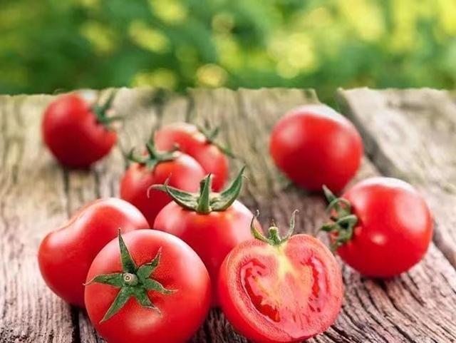 夏天有什么蔬菜，夏季都有什么时令蔬菜（夏天必吃的九种蔬菜）