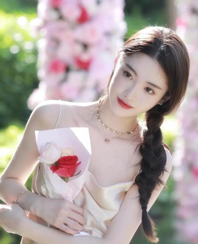 网红壁纸，网红手机壁纸（来一波好看的网红风格壁纸图片）