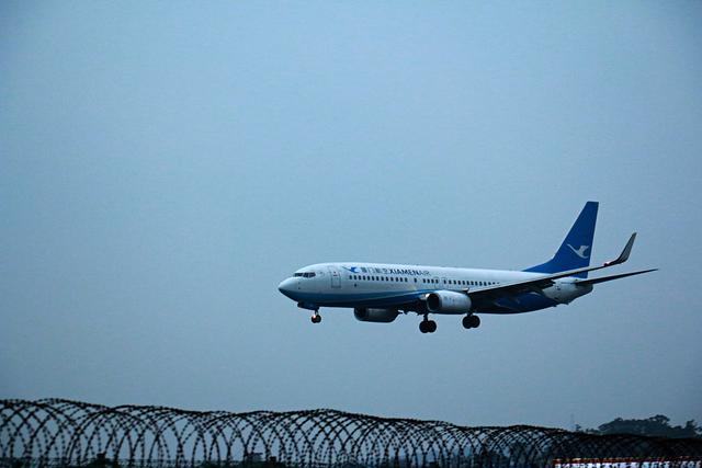 飞机为什么能飞起来，飞机是怎么飞起来的（为什么100多吨的飞机能飞上天）