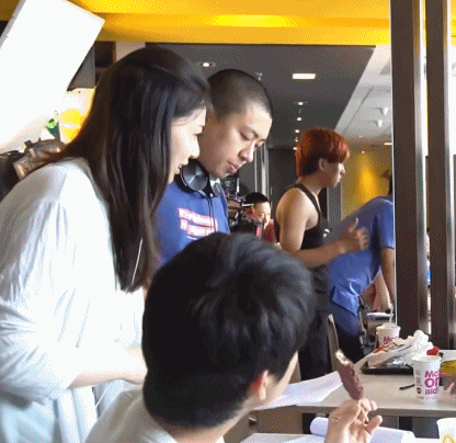 李兰迪男朋友是谁，李兰迪小到大没变（张新成李兰迪同游泰国）