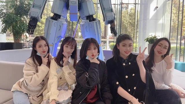 抖音上有个类似京剧唱腔的歌，抖音京剧是什么歌（沉寂多年的京剧戏曲）