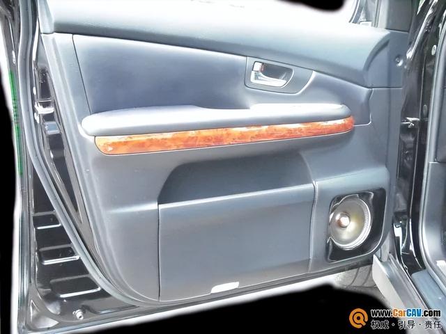 雷克萨斯rx330，雷克萨斯RX330是什么（雷克萨斯RX330改音响）