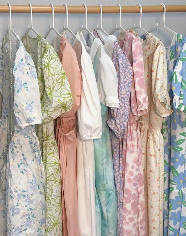 郭十十穿搭小个子夏季连衣裙，小个子女生夏日必备宝藏连衣裙