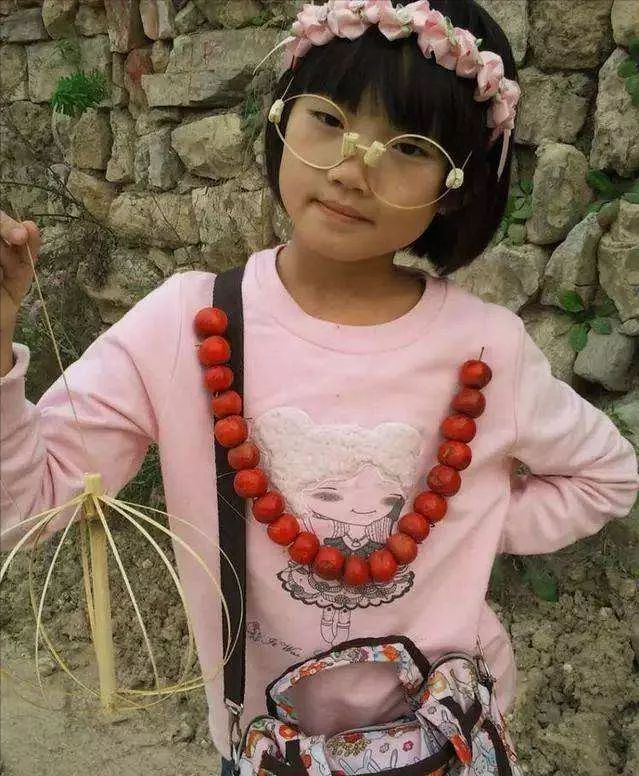 如何折衣服和裤子，怎么折,裤子（那些被遗忘的童年自制玩具）