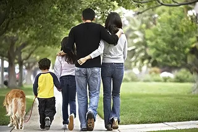 怎样拉近父女关系，想要孩子和爸爸关系好一些