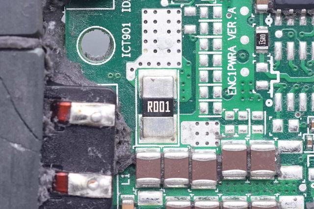 华为光伏逆变器，华为的光伏逆变器受不受禁令（拆解华为450W智能光伏优化器带你有全新了解）