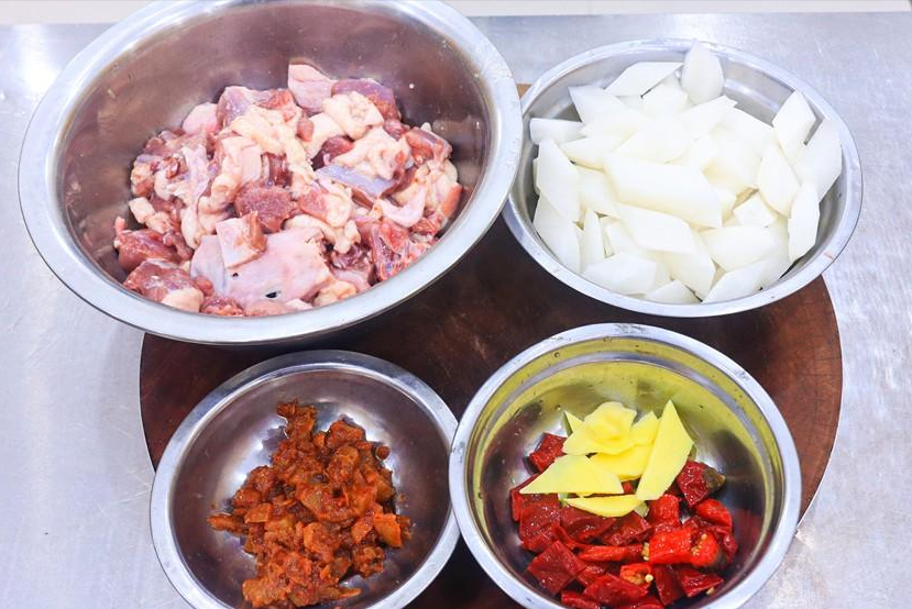 立秋吃什么6种传统食物不可少，立秋吃什么菜（建议大家：少吃羊肉和豆腐）