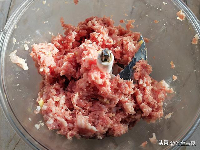 饺子馅怎么做好吃，素饺子馅怎么做好吃（配什么蔬菜都好吃）