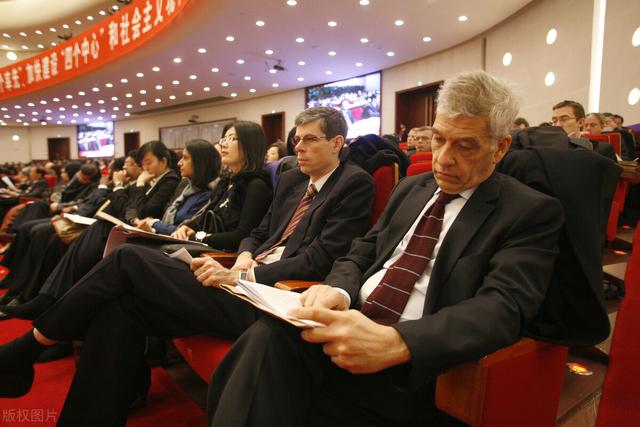 政协委员的主要职能，政协委员是干什么的（律师参加政协会议感悟1-政协是干什么的）