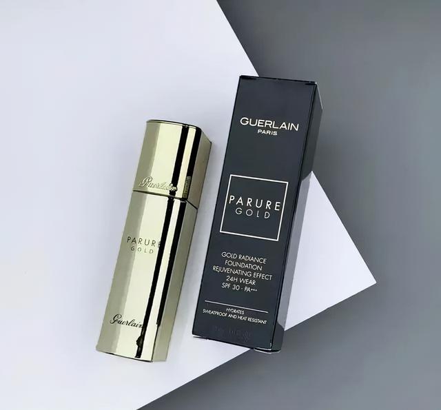 娇兰粉底液好还是阿玛尼的好，娇兰粉底好还是阿玛尼粉底好（每一款都是我的心头好）