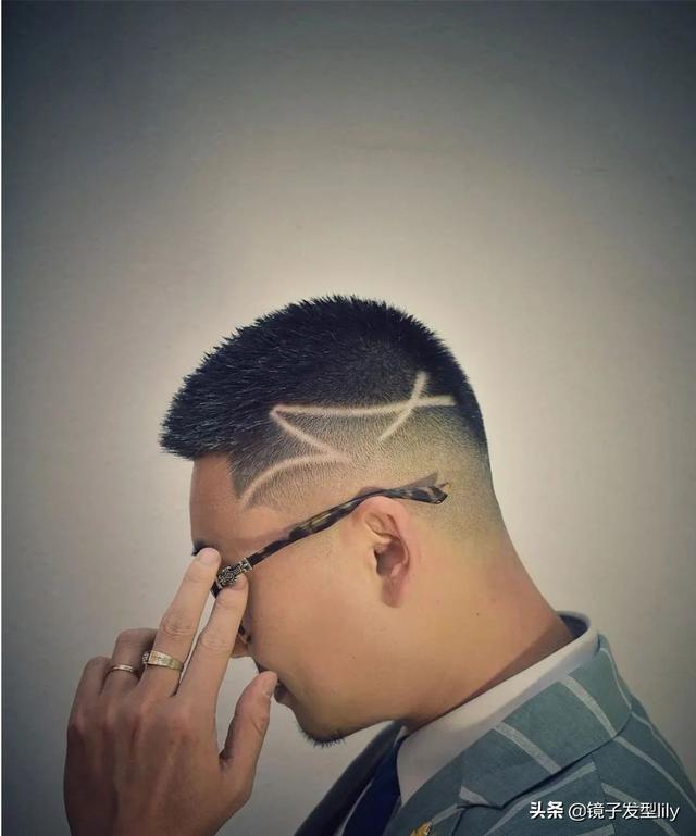 在家给男士剪头发步骤，在家给男士剪头发步骤图解（4种超短男士发型送给大家）