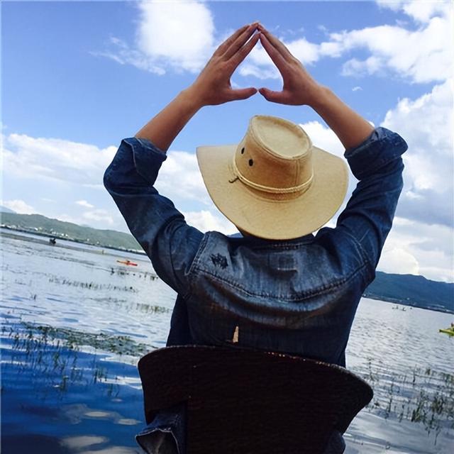 做个精致女人经典语录，做个精致的女人语录（做个精致自律的女人）