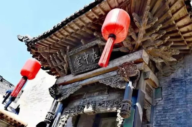 山西祁县乔家大院是文化遗产吗，为何日军当时不敢抢掠