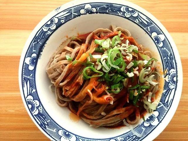 踅面的简单做法有哪些，蒟蒻面的做法（踅面、餬饽、豌豆沫）