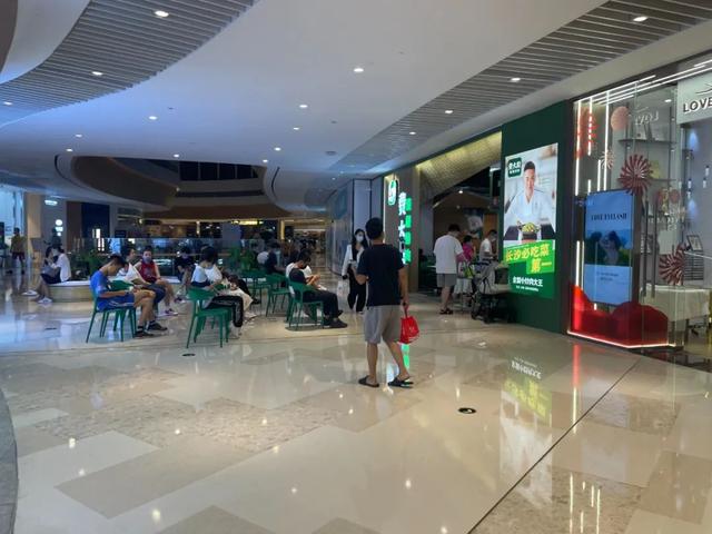 来福士购物中心，重庆来福士购物中心入驻品牌（深圳来福士，雄起）