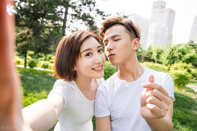 春暖花开奔你而来✨✨，春暖花开夏日炎炎秋高气爽冬雪皑皑音译（春暖花开，奔你而来图片）