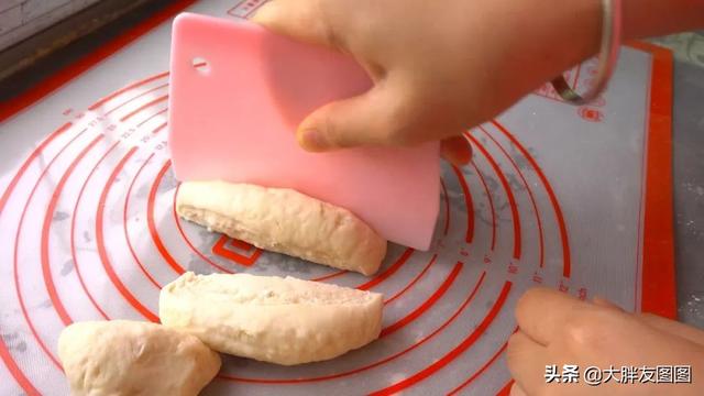 普通面粉可以做哪些小吃，面粉能做什么小吃（一碗面粉加一杯牛奶）