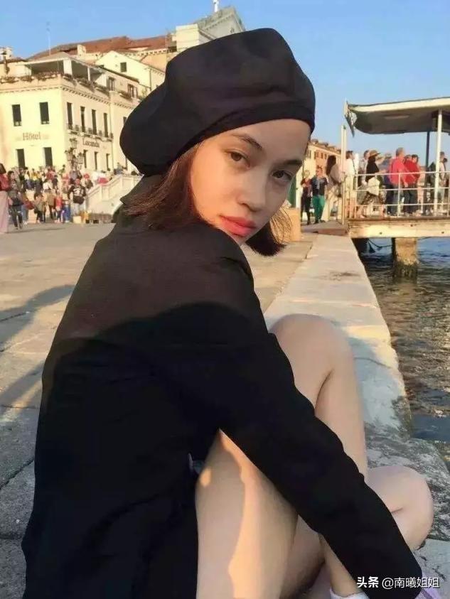 头大脸大适合戴什么帽子，脸大女性适合戴什么帽子（为何你戴“帽子”显脸大还不好看）