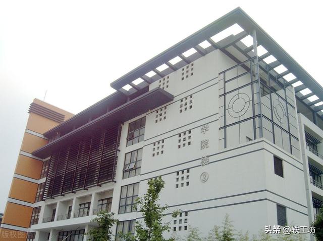 2018上海211大学最新排名，上海211大学排名全部名单（综合实力应该如何排名）