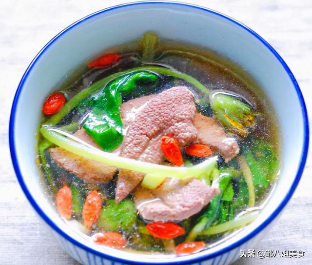 猪肝汤如何做，猪肝汤如何做（教你正确的处理方法）