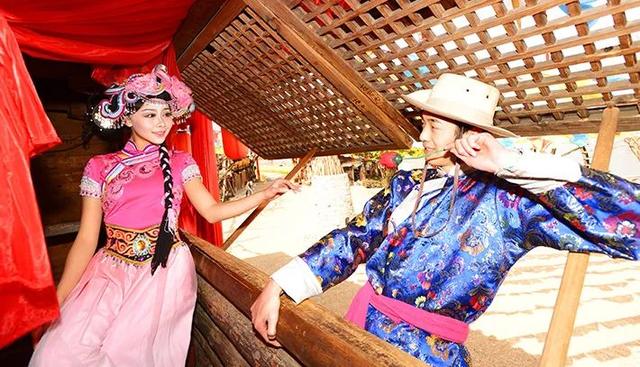 云南的风俗和特色，云南的风俗特点（云南少数民族家庭习俗知多少）