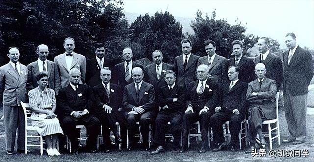 美国怎样推行美元霸权，美国是如何通过美元霸权收割全世界的