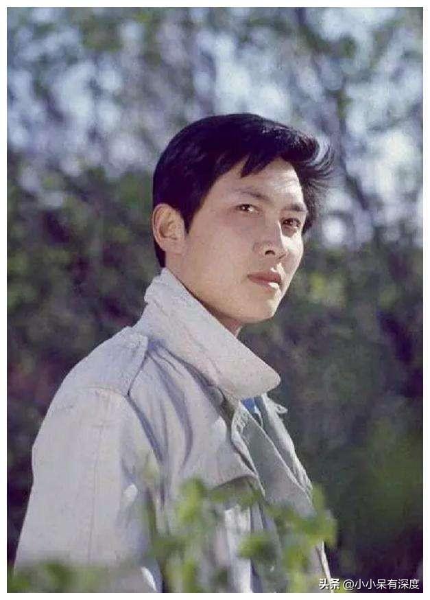 唐国强真实身高，他强势入选当代第九大书法家
