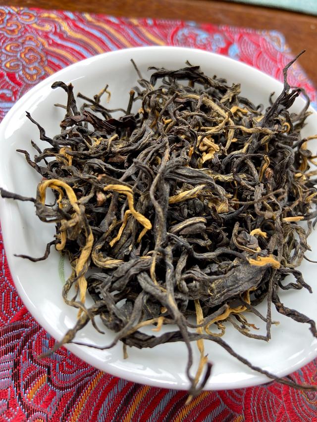 滇红茶的冲泡方法，滇红茶的泡法（怎样冲泡一杯香气浓郁的滇红茶）