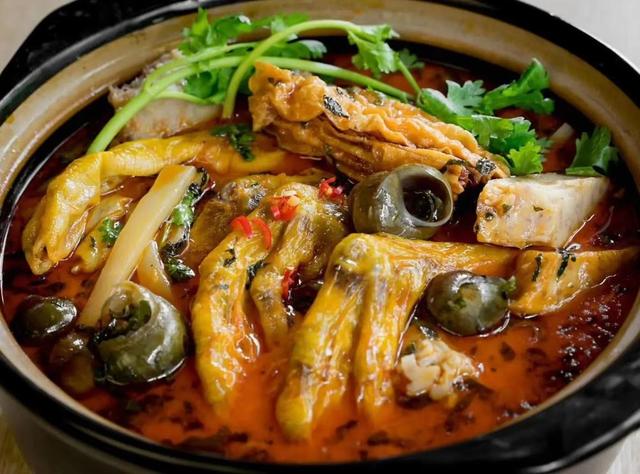 广西有什么好吃的，广西南宁有什么好吃的特产之类的（这10道桂菜比较出名）