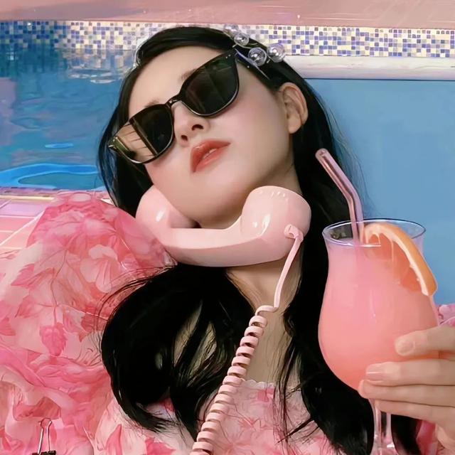 头像+壁纸微信，头像+壁纸（朋友圈背景图+微信头像合集）