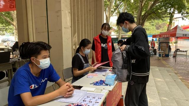 河南水利与环境职业学院，2021级河南水利与环境职业学院新生开学时间和入学指南及入学军训考试（河南水利与环境职业学院7000余名小萌新来啦）