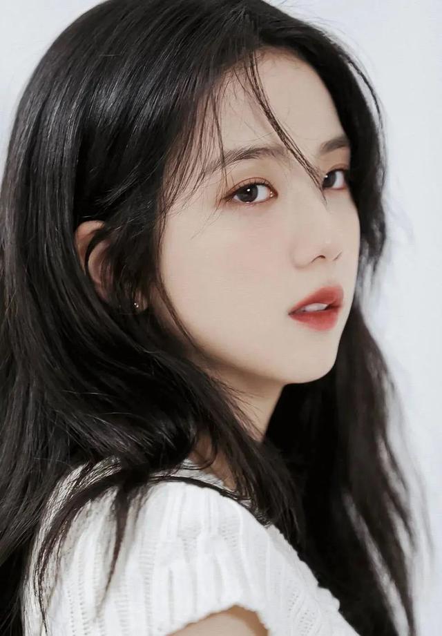 韩国最美十位女星，2023年韩国最美的10大女星
