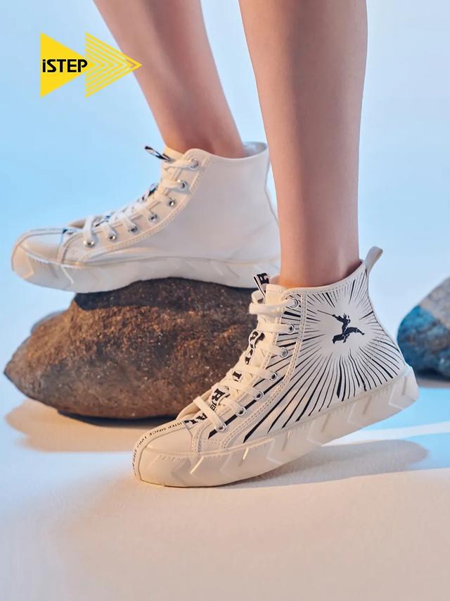 板鞋品牌排行榜前十名，板鞋品牌排行榜（8个必买的国产平价小白鞋品牌）