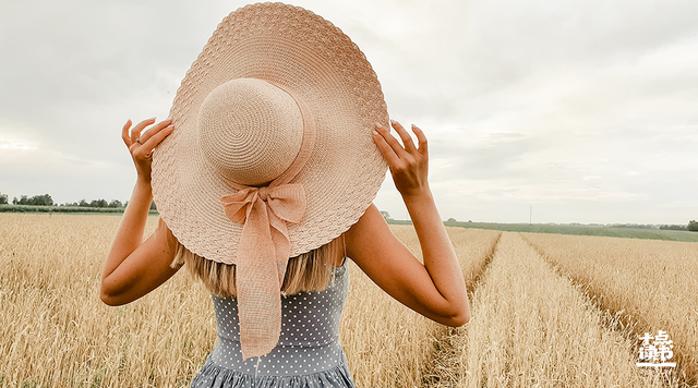 开始与结束的经典句子，开始与结束的经典句子英文（关好身后的门）