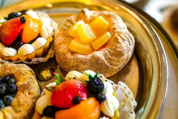 开夜床是什么意思，开夜床是啥意思（高端酒店里面的“特色”服务）