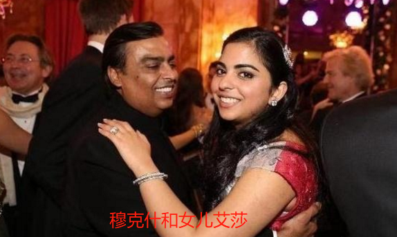 世界上最长的婚纱，看完世界最长（最高花费超60亿人民币）