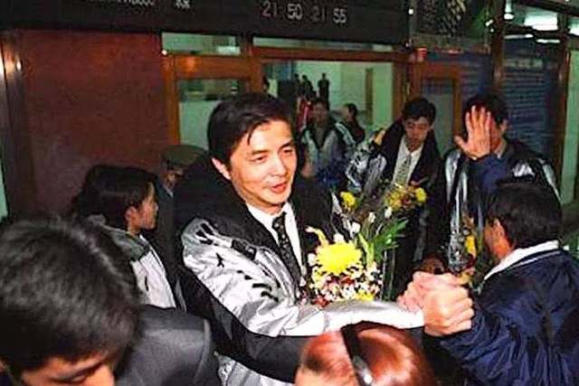 汪嘉伟的三任妻子刘超英年龄，汪嘉伟的三任妻子（“世界排坛第一飞人”汪嘉伟）