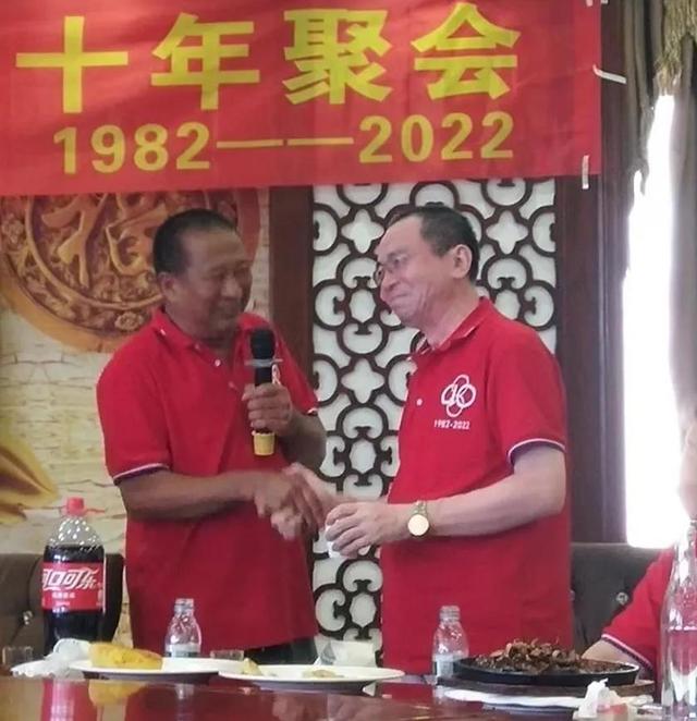 40年同学聚会金句，四十年同学聚会经典句（年逾花甲同学会感言）